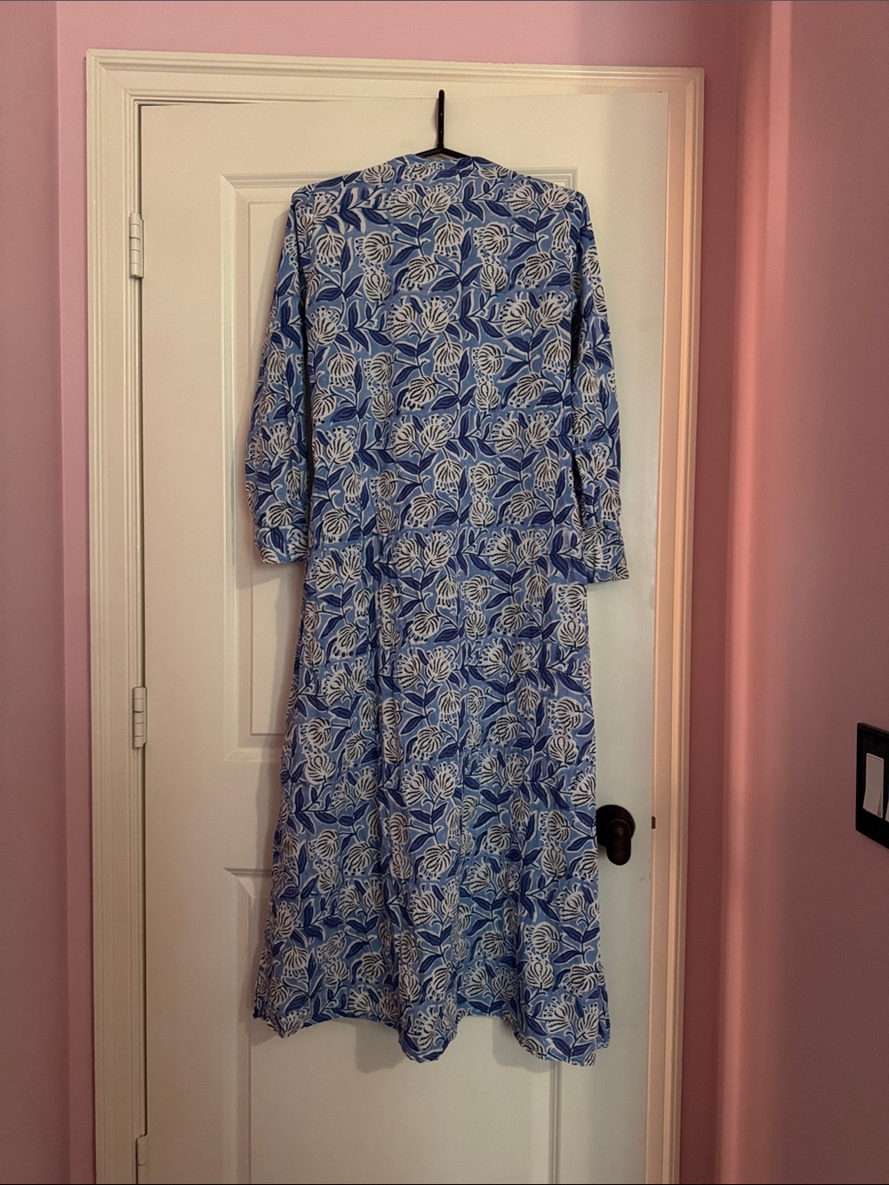 EUC Livro Maxi Caftan, Blue block print Size M - Picture 9 of 9